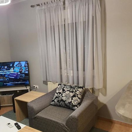Theos Apartment アレクサンドルポリス エクステリア 写真