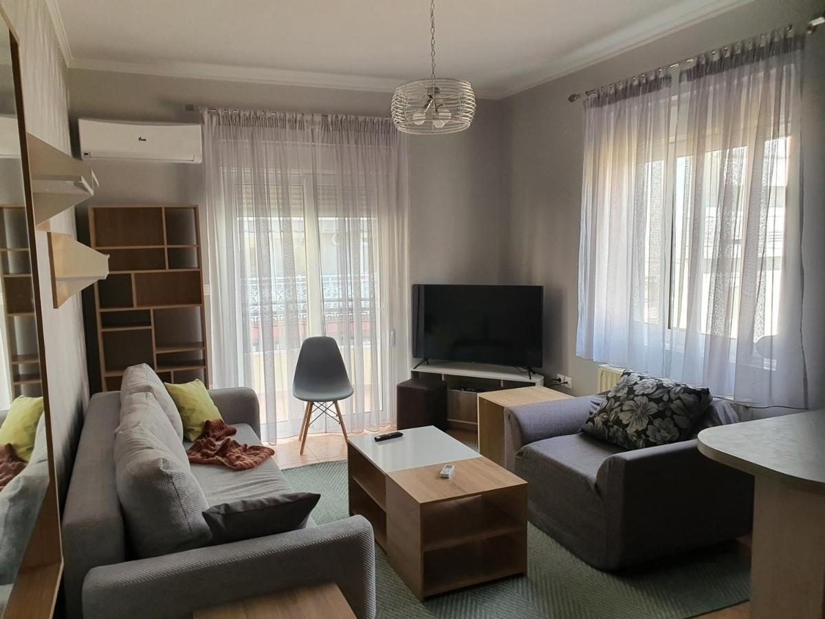 Theos Apartment アレクサンドルポリス エクステリア 写真
