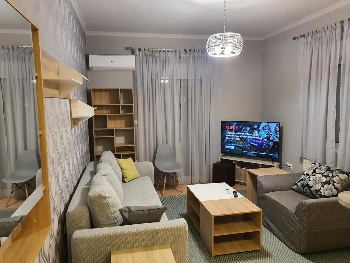 Theos Apartment アレクサンドルポリス エクステリア 写真
