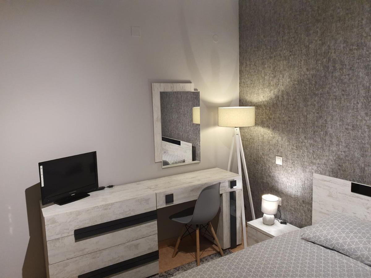 Theos Apartment アレクサンドルポリス エクステリア 写真