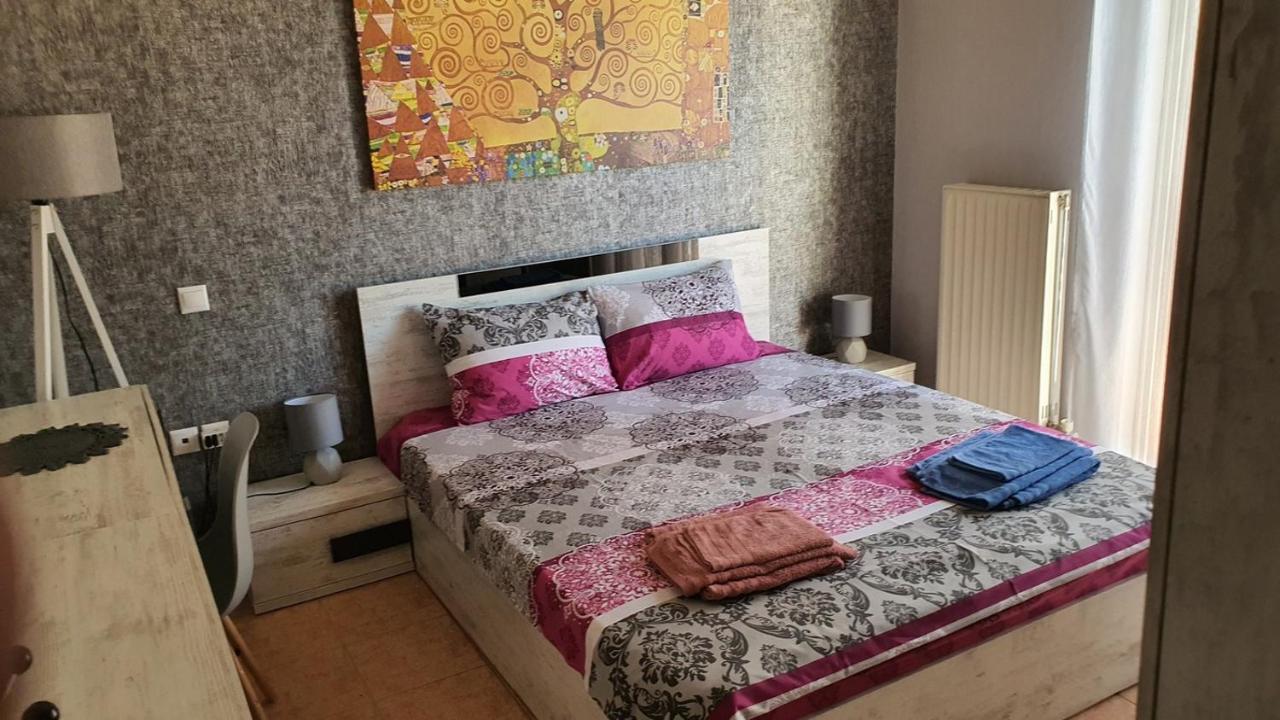 Theos Apartment アレクサンドルポリス エクステリア 写真