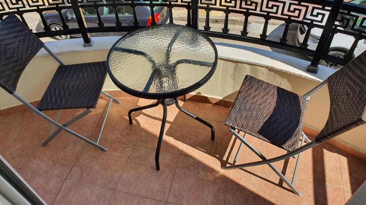 Theos Apartment アレクサンドルポリス エクステリア 写真