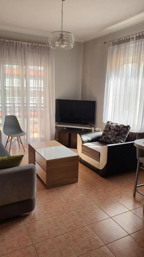 Theos Apartment アレクサンドルポリス エクステリア 写真