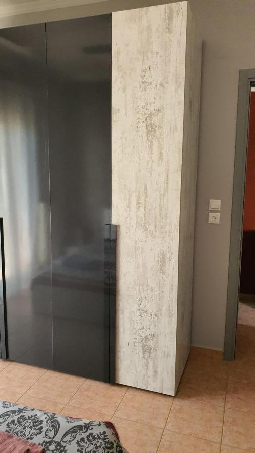 Theos Apartment アレクサンドルポリス エクステリア 写真