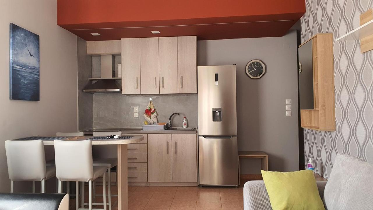 Theos Apartment アレクサンドルポリス エクステリア 写真