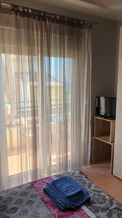 Theos Apartment アレクサンドルポリス エクステリア 写真